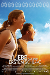 Das deutsche Kinoposter zu 'Liebe auf den ersten Schlag' (Copyright: Tiberius Film, 2015)